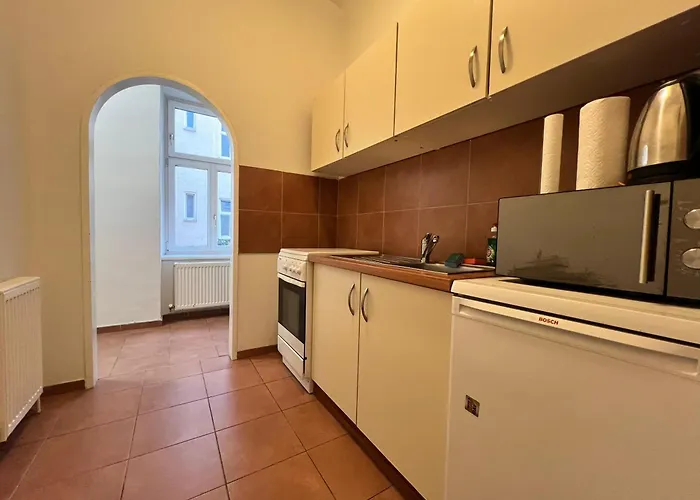 Charming 1br Perfect For Long * וינה